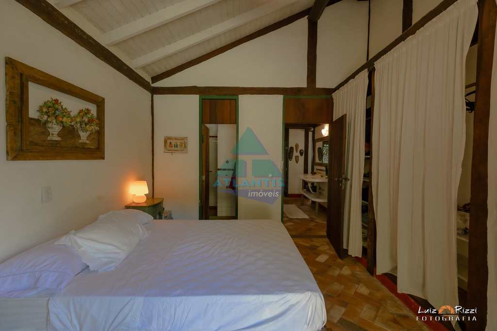 Casa em Ubatuba, no bairro Praia Grande do Bonete