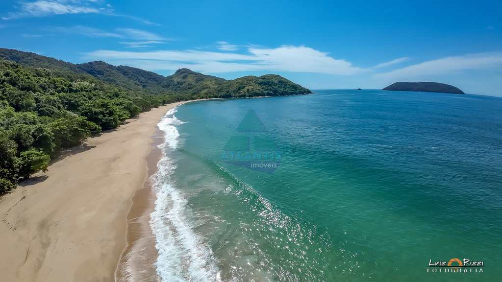 Casa em Ubatuba, no bairro Praia Grande do Bonete