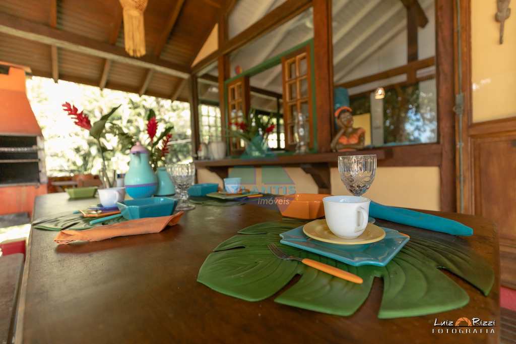Casa em Ubatuba, no bairro Praia Grande do Bonete