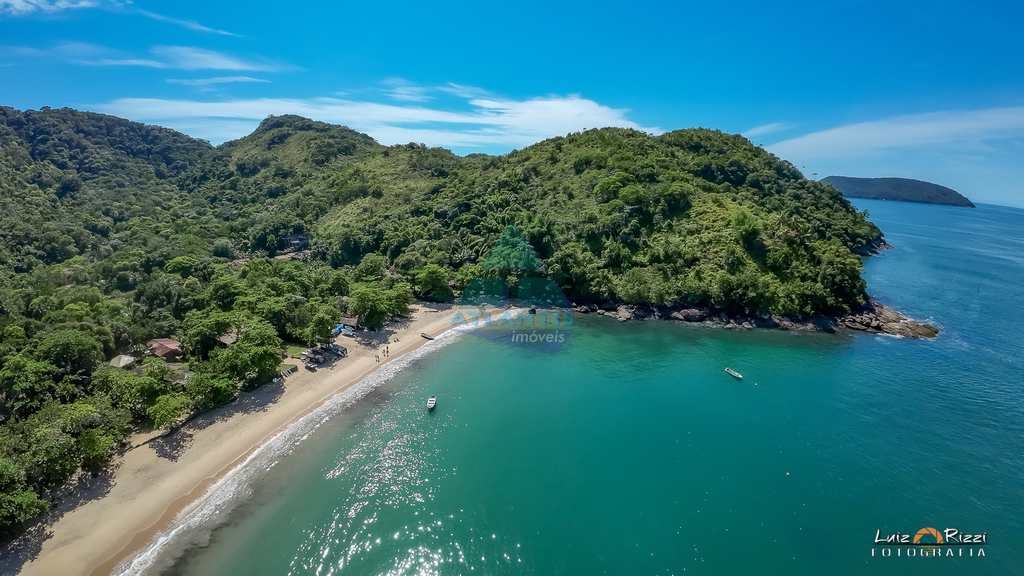 Casa em Ubatuba, no bairro Praia Grande do Bonete