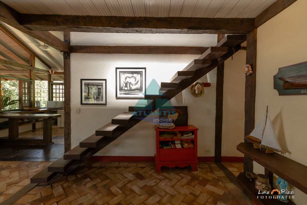 Casa em Ubatuba, no bairro Praia Grande do Bonete