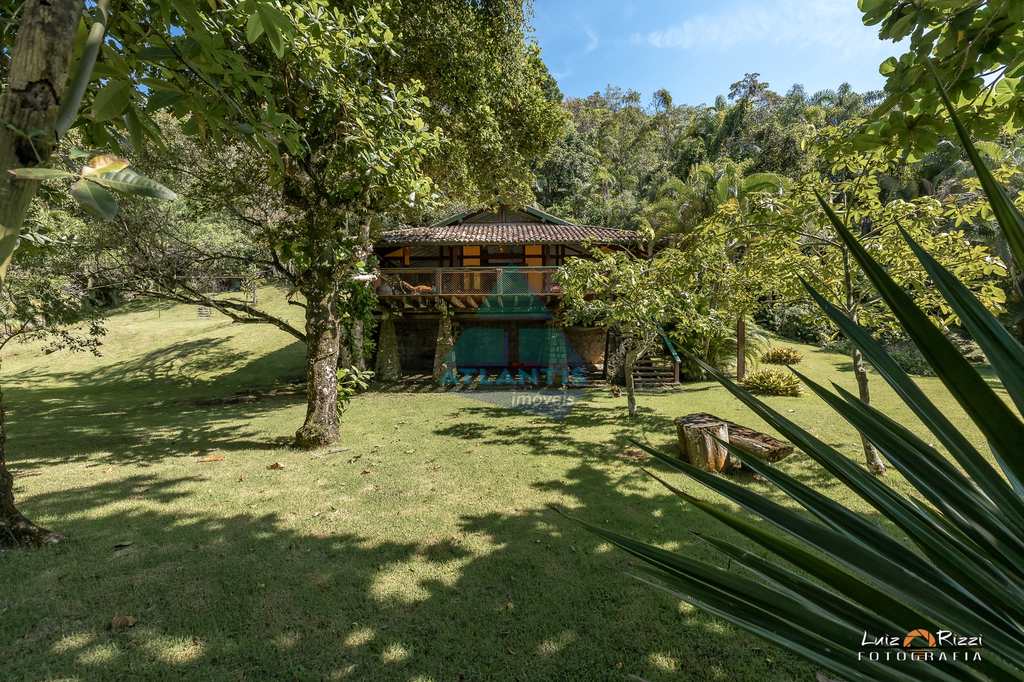 Casa em Ubatuba, no bairro Praia Grande do Bonete