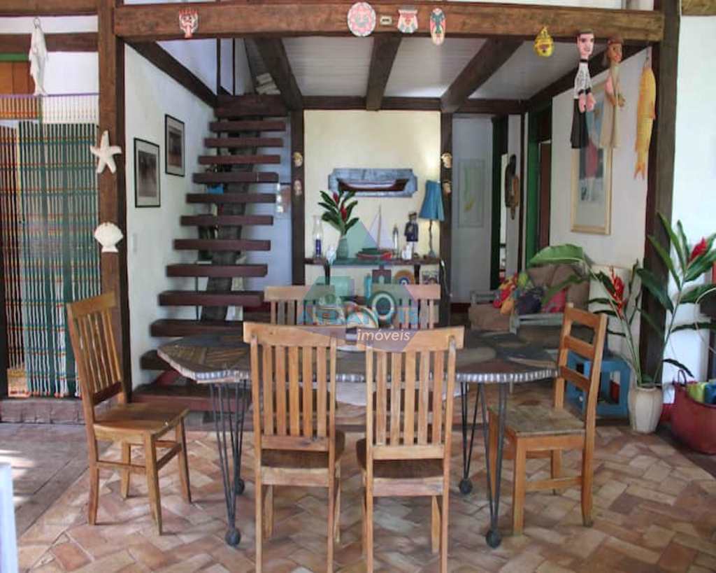 Casa em Ubatuba, no bairro Praia do Bonete