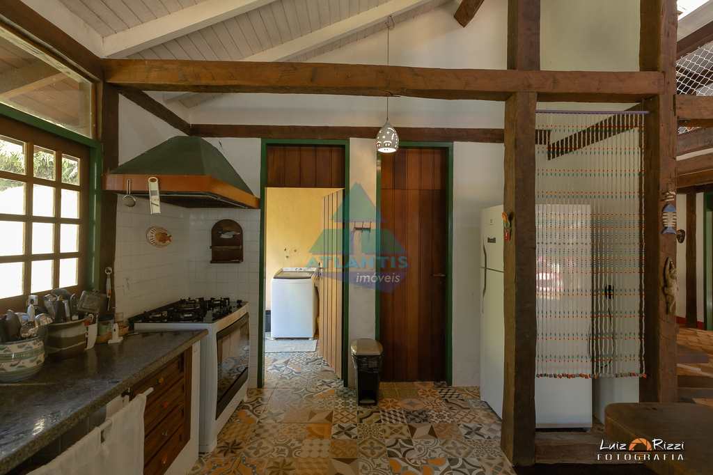 Casa em Ubatuba, no bairro Praia Grande do Bonete