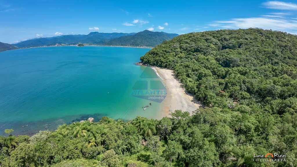 Casa em Ubatuba, no bairro Praia Grande do Bonete