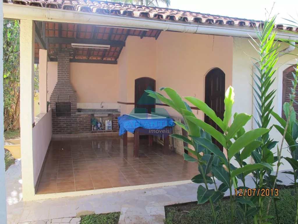 Casa em Ubatuba, no bairro Sertão da Quina
