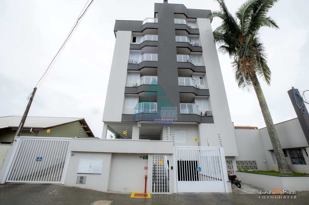 Apartamento em Ubatuba, no bairro Centro