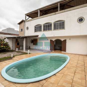 Casa em Ubatuba, bairro Praia do Sapê