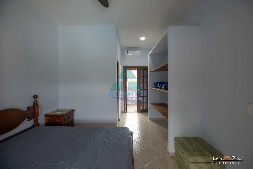 Casa em Ubatuba, no bairro Condomínio Lagoinha