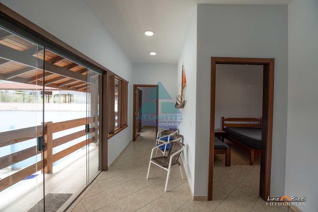 Casa em Ubatuba, no bairro Condomínio Lagoinha