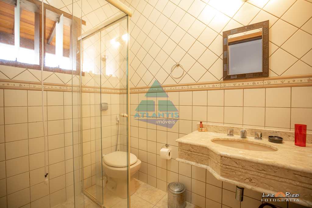 Casa em Ubatuba, no bairro Condomínio Lagoinha