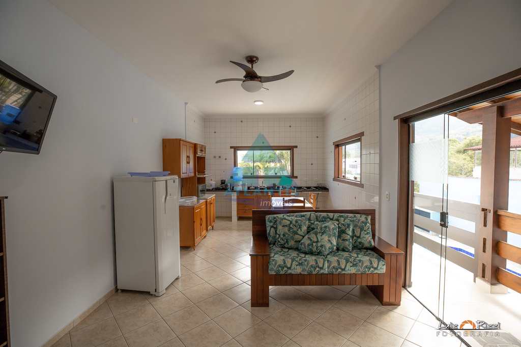 Casa em Ubatuba, no bairro Condomínio Lagoinha