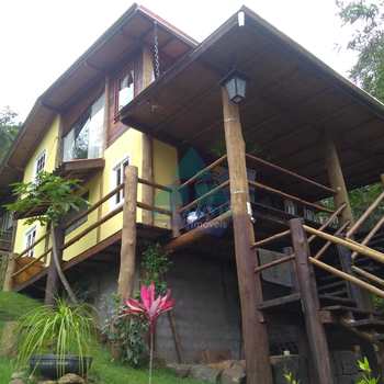 Casa em Ubatuba, bairro Itamambuca