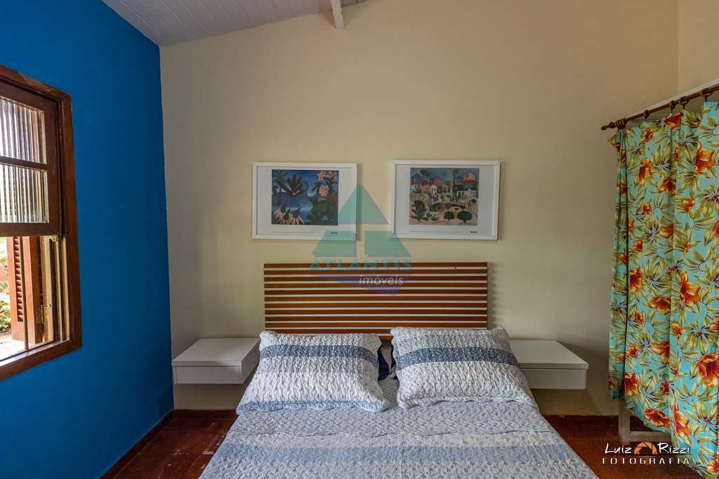 Casa em Ubatuba, no bairro Praia da Maranduba