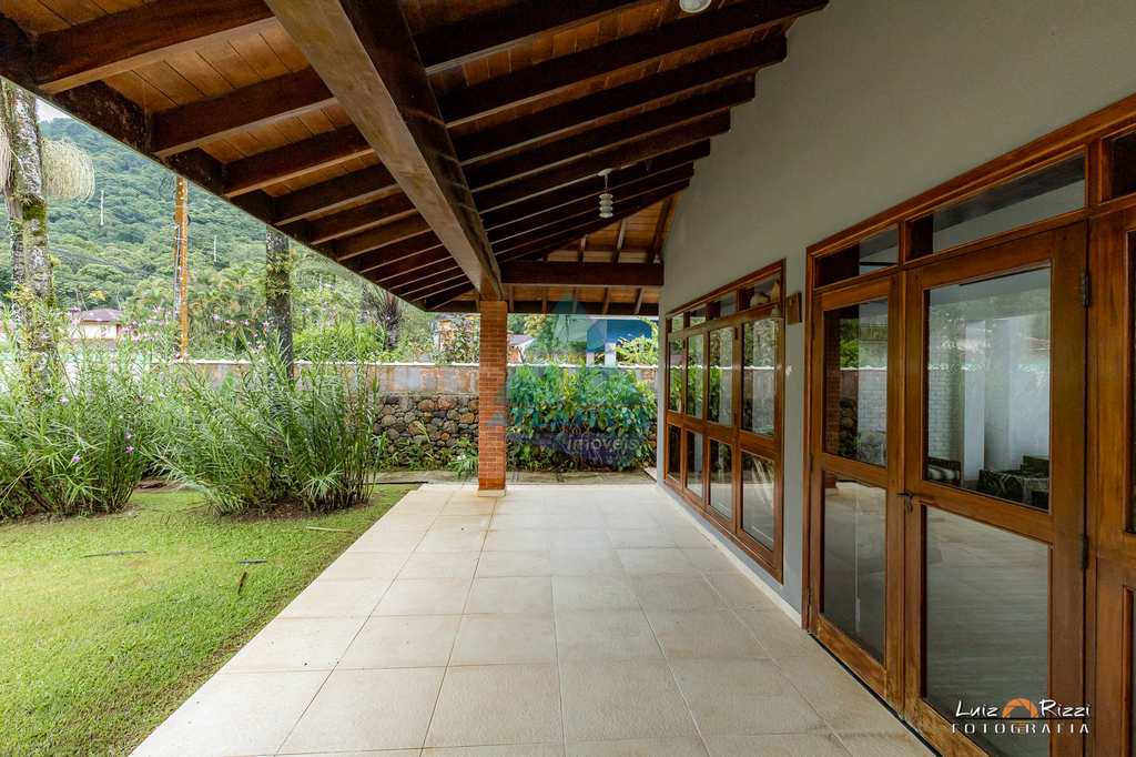 Casa em Ubatuba, no bairro Recanto da Lagoinha