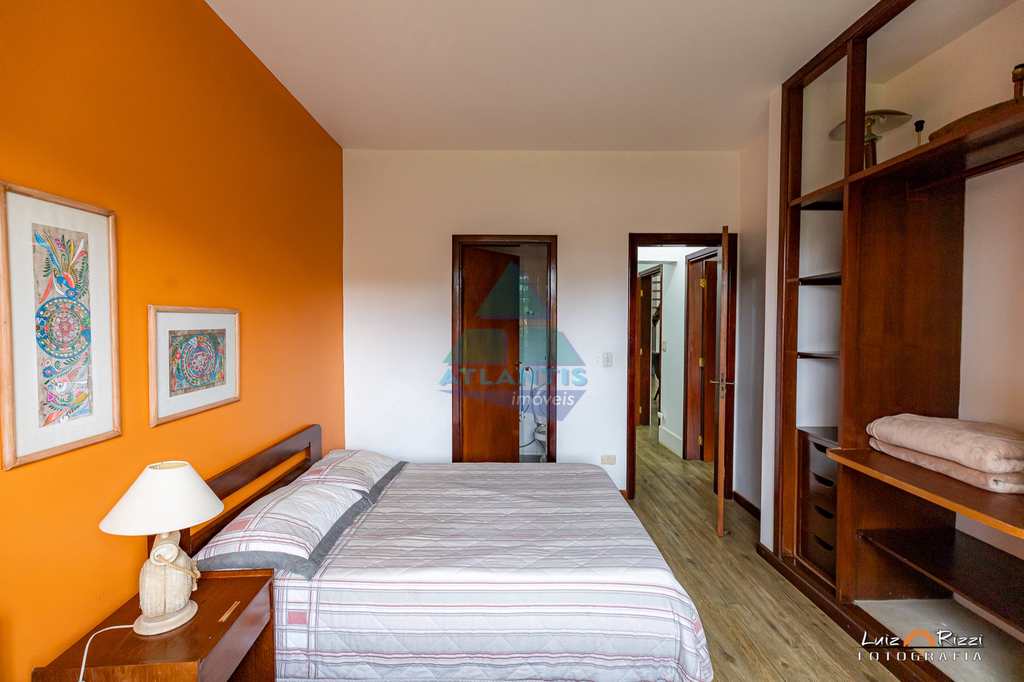 Casa em Ubatuba, no bairro Recanto da Lagoinha