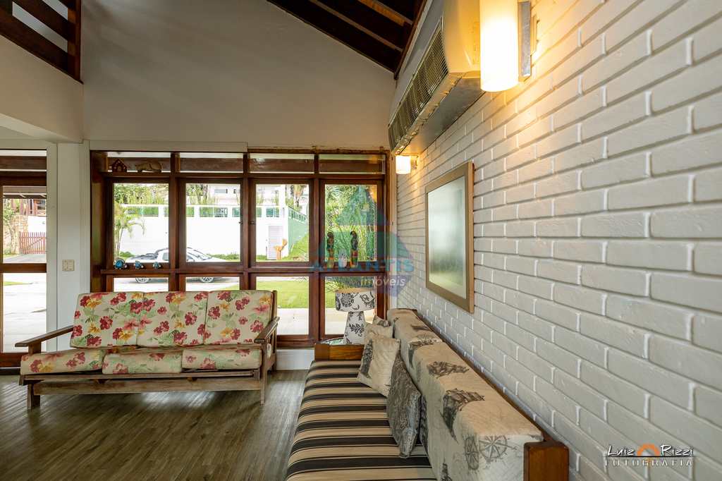 Casa em Ubatuba, no bairro Recanto da Lagoinha