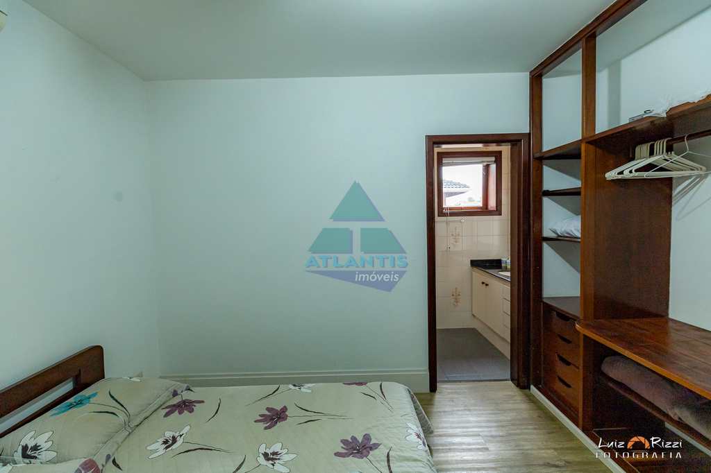 Casa em Ubatuba, no bairro Recanto da Lagoinha
