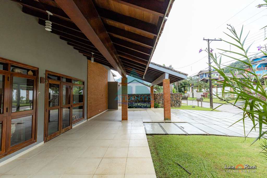 Casa em Ubatuba, no bairro Recanto da Lagoinha