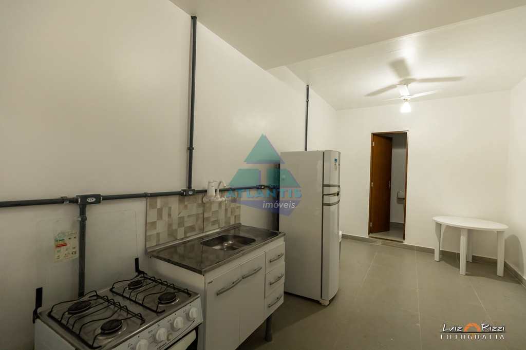 Casa em Ubatuba, no bairro Ponta das Toninhas