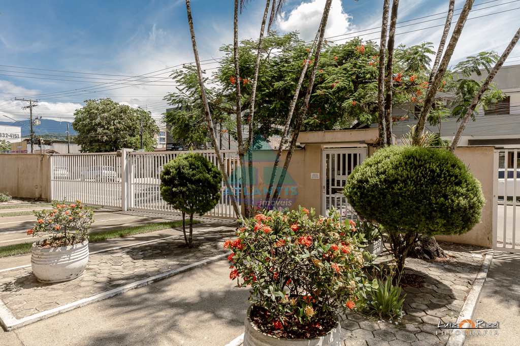 Cobertura em Ubatuba, no bairro Centro
