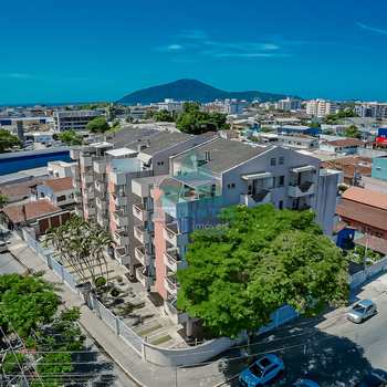 Cobertura em Ubatuba, bairro Centro
