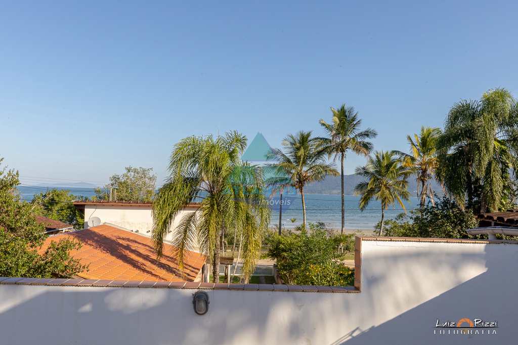 Casa em Ubatuba, no bairro Condomínio Lagoinha