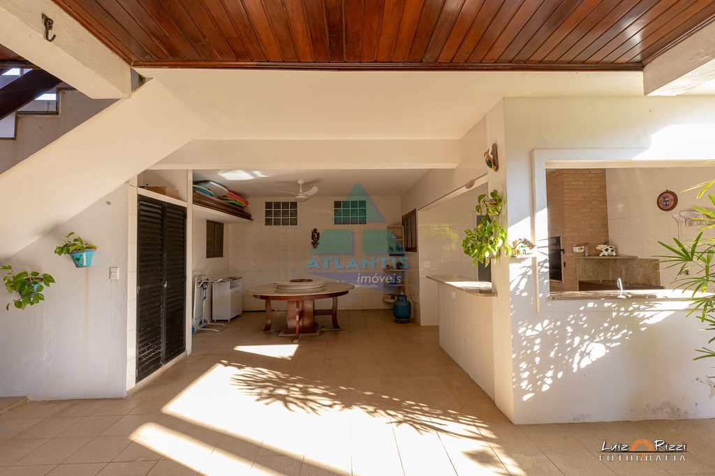Casa em Ubatuba, no bairro Condomínio Lagoinha