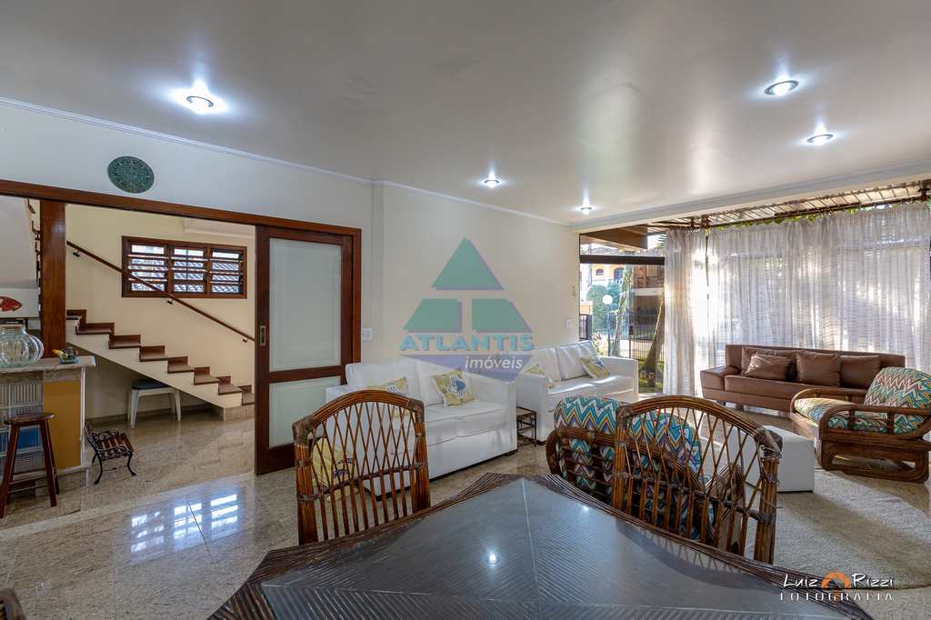 Casa em Ubatuba, no bairro Condomínio Lagoinha