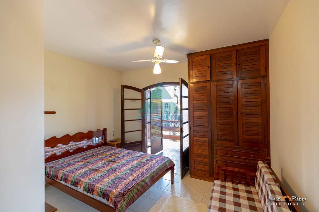 Casa em Ubatuba, no bairro Condomínio Lagoinha