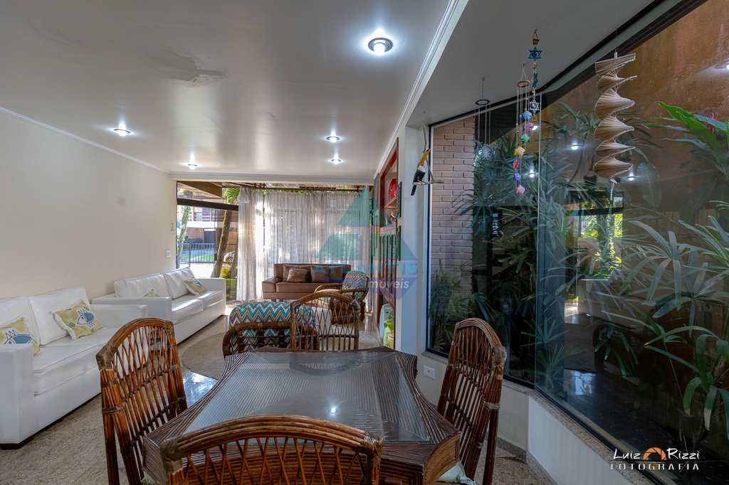 Casa em Ubatuba, no bairro Condomínio Lagoinha