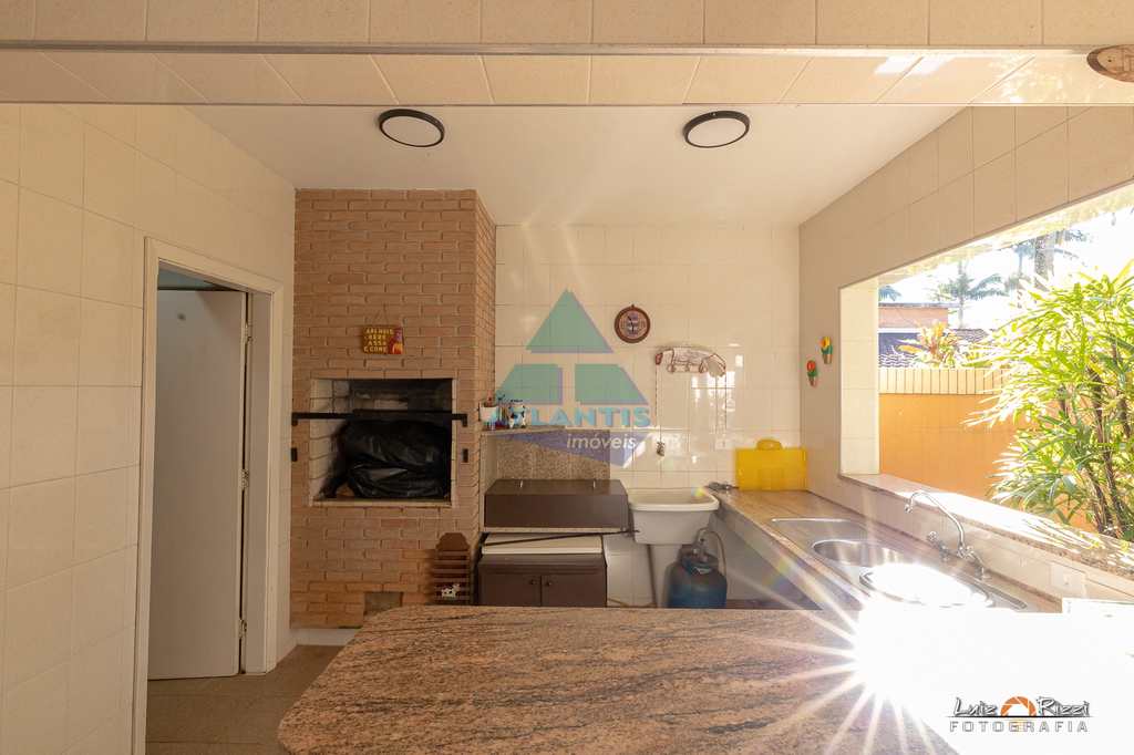 Casa em Ubatuba, no bairro Condomínio Lagoinha