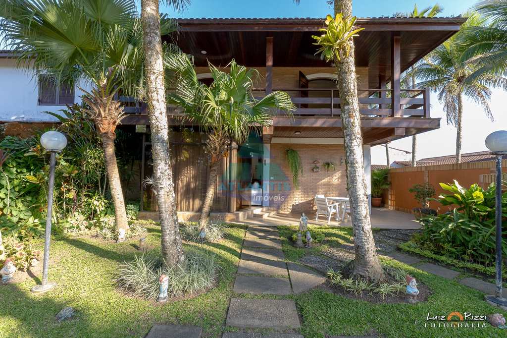 Casa em Ubatuba, no bairro Condomínio Lagoinha