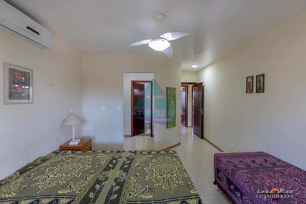 Casa em Ubatuba, no bairro Condomínio Lagoinha