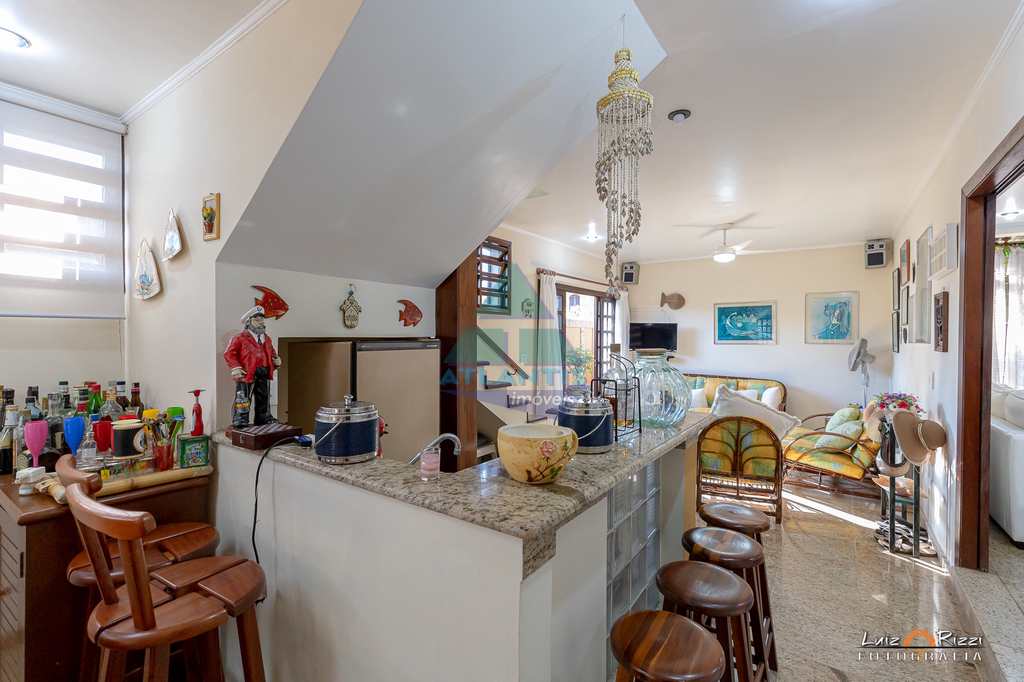 Casa em Ubatuba, no bairro Condomínio Lagoinha