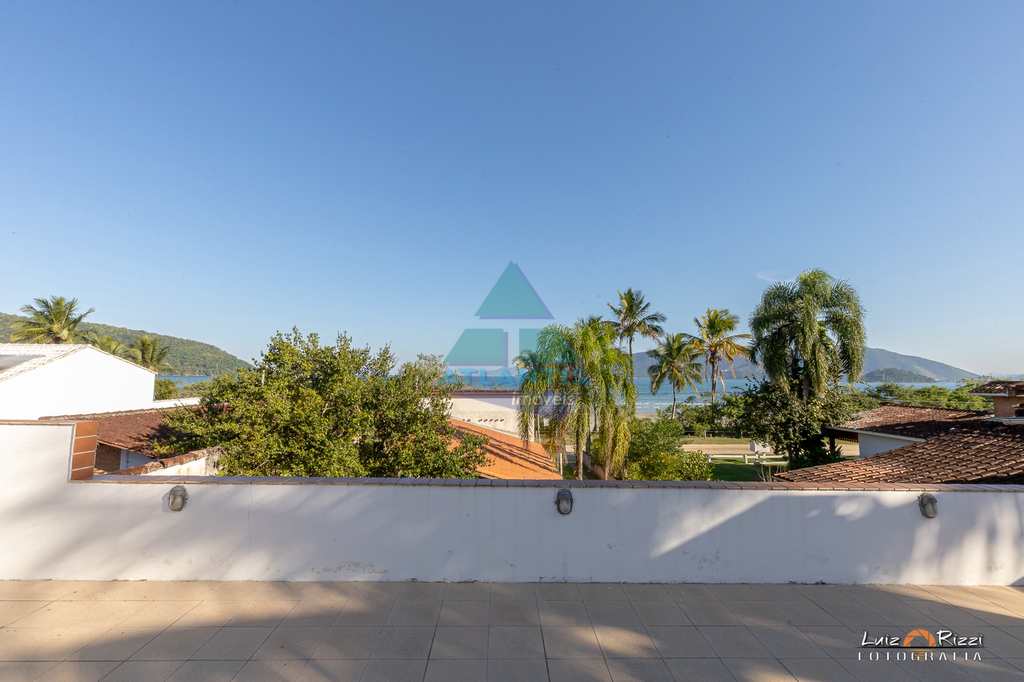 Casa em Ubatuba, no bairro Condomínio Lagoinha
