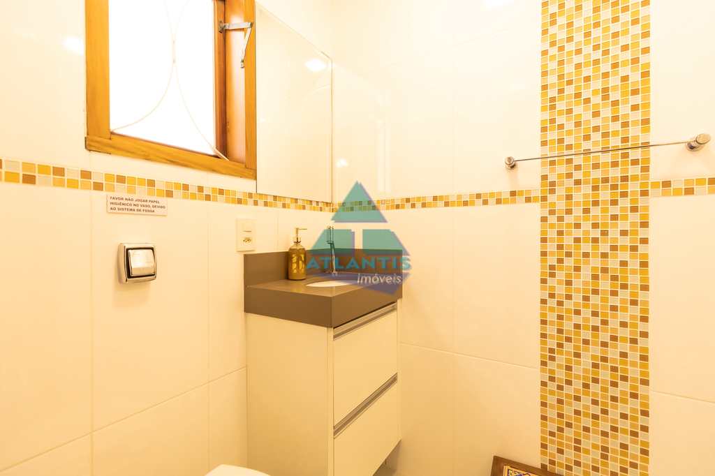 Casa em Ubatuba, no bairro Pedra Verde