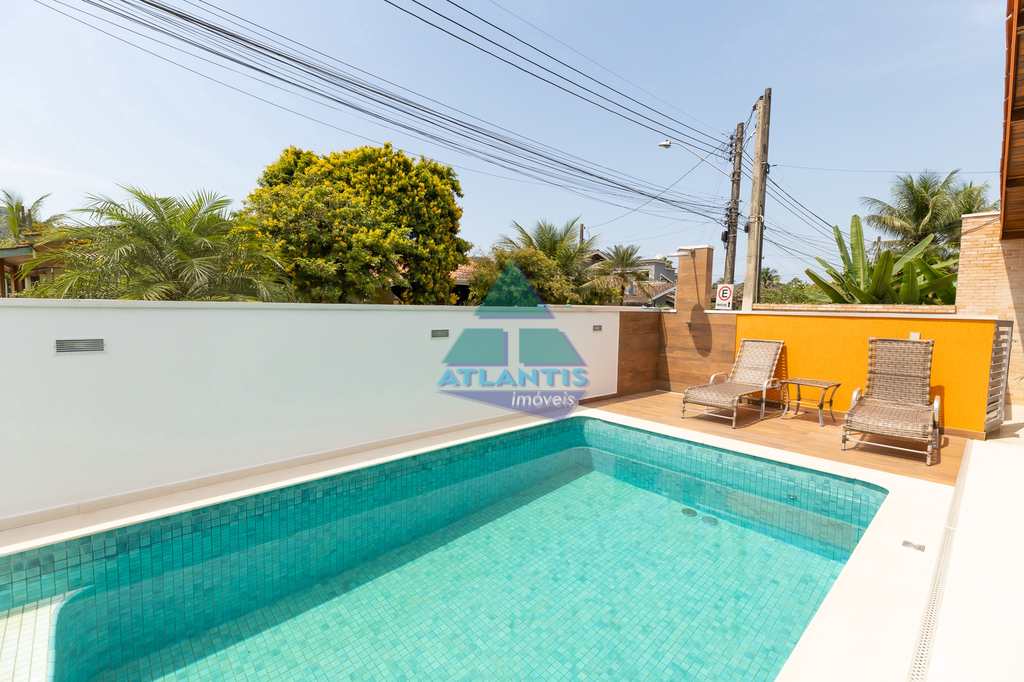 Casa em Ubatuba, no bairro Pedra Verde