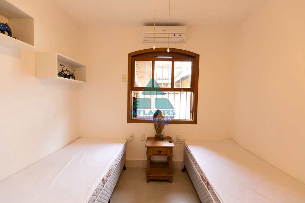Casa em Ubatuba, no bairro Pedra Verde