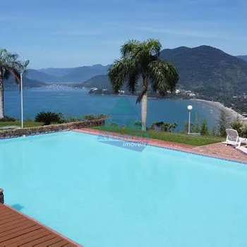Apartamento em Ubatuba, bairro Praia das Toninhas