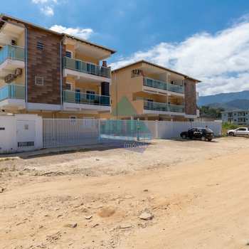 Apartamento em Ubatuba, bairro Praia da Maranduba
