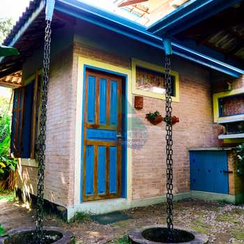 Casa em Ubatuba, bairro Prumirim