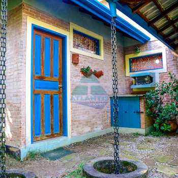 Casa em Ubatuba, bairro Prumirim