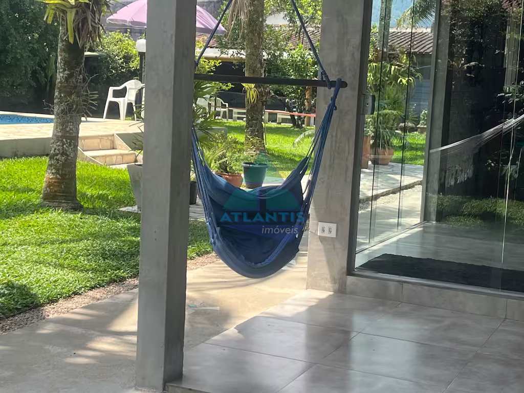 Casa em Ubatuba, no bairro Praia da Maranduba