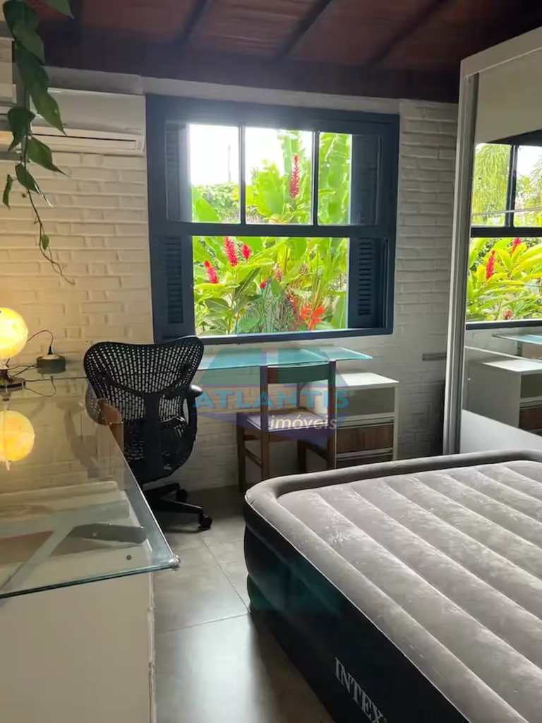 Casa em Ubatuba, no bairro Praia da Maranduba