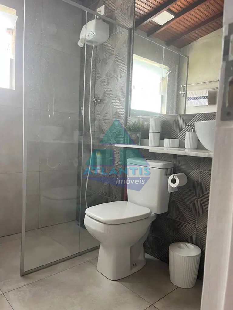 Casa em Ubatuba, no bairro Praia da Maranduba