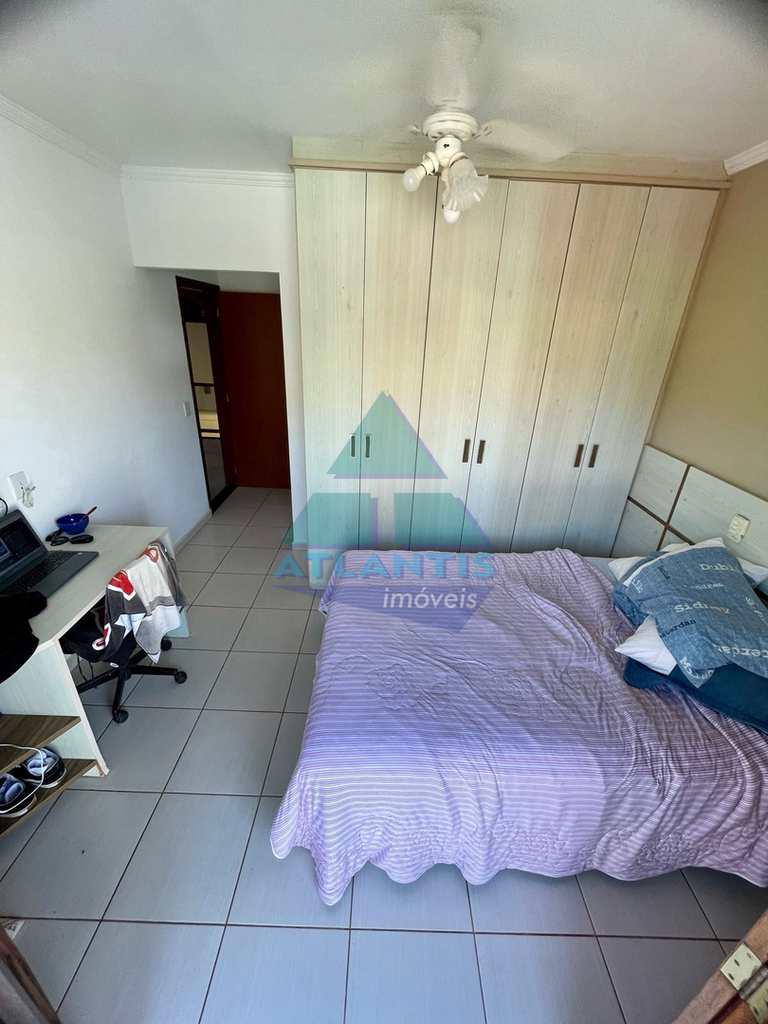 Casa em Ubatuba, no bairro Praia das Toninhas