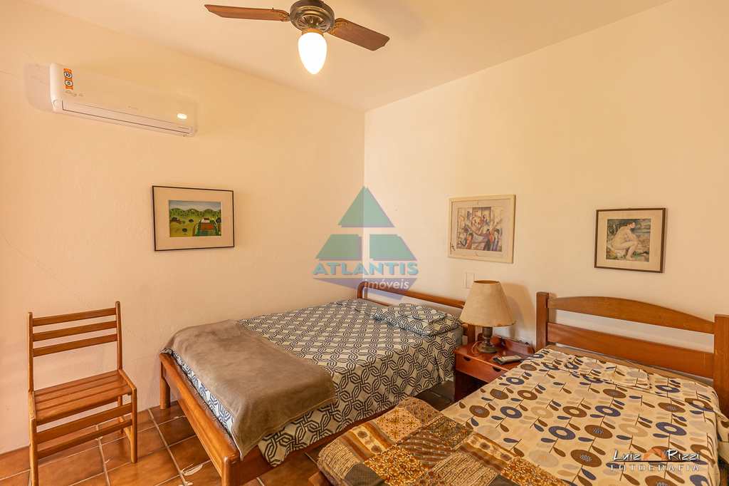 Casa em Ubatuba, no bairro Recanto da Lagoinha