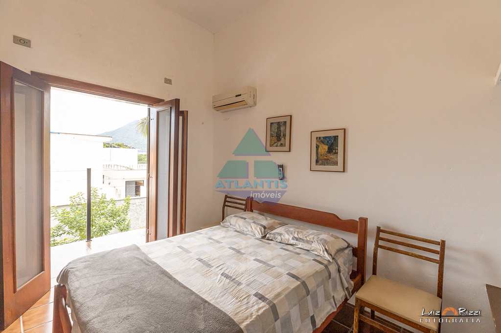 Casa em Ubatuba, no bairro Recanto da Lagoinha