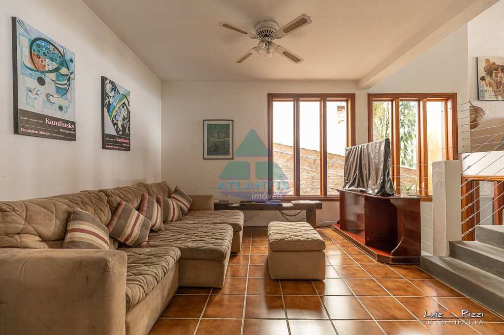 Casa em Ubatuba, no bairro Recanto da Lagoinha